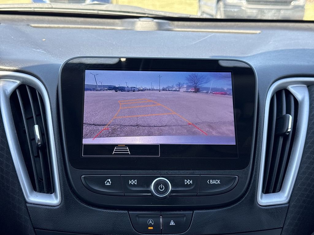 Used 2023 Chevrolet Malibu LT image 24