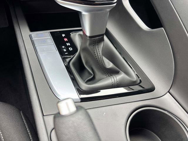 New 2026 Hyundai Elantra SE FWD image 12