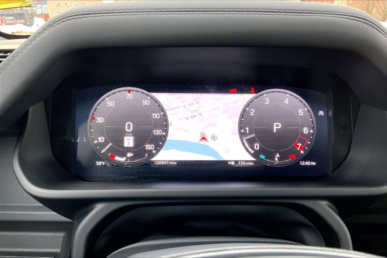 Used 2025 Land Rover Defender 110 S image 25