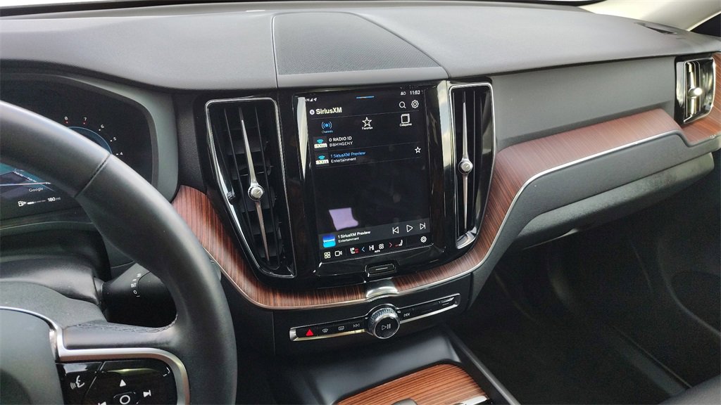 Certified 2023 Volvo XC60 B5 Plus w/ Climate Package image 17