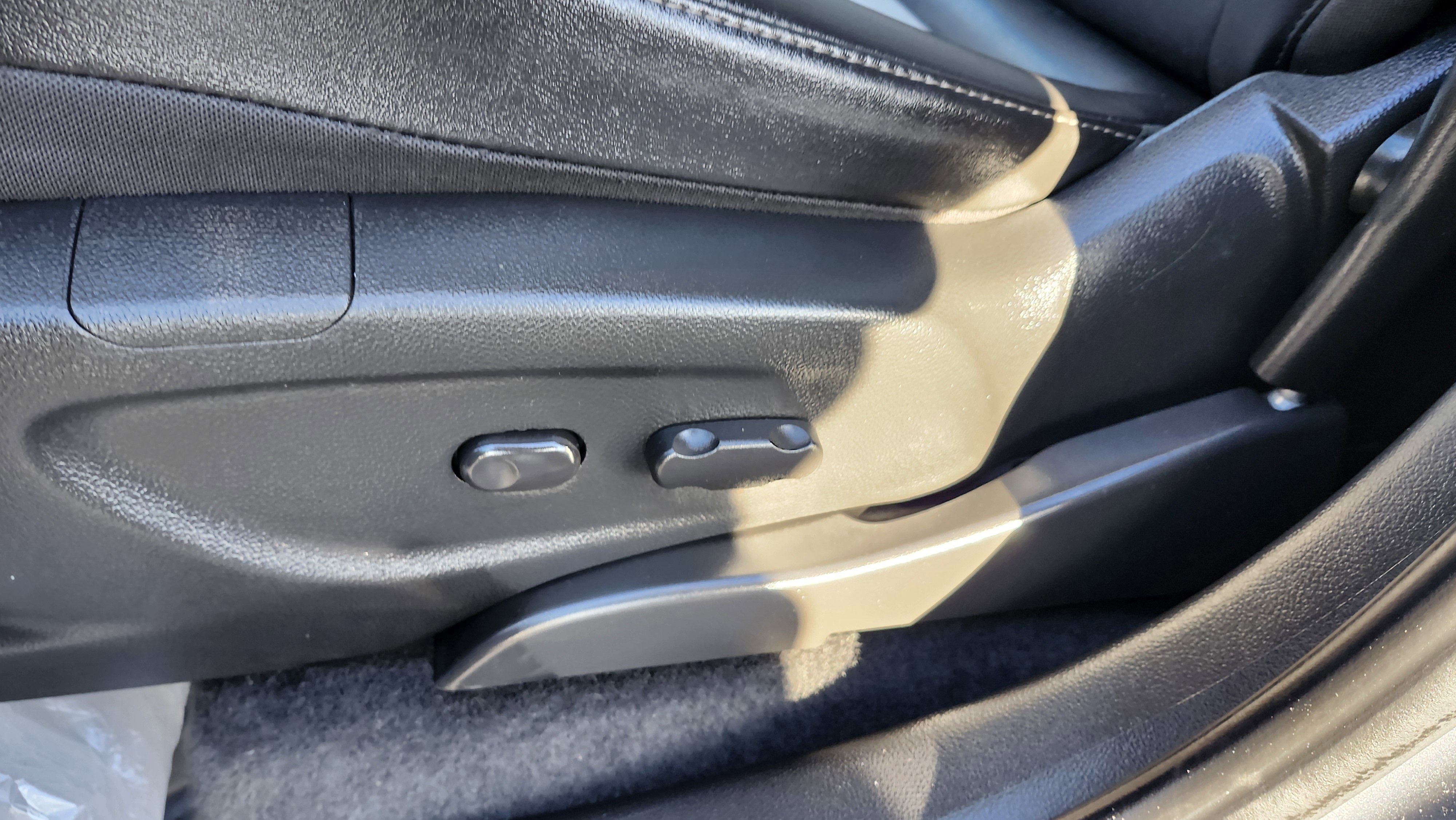 Used 2019 Buick Encore Preferred image 22