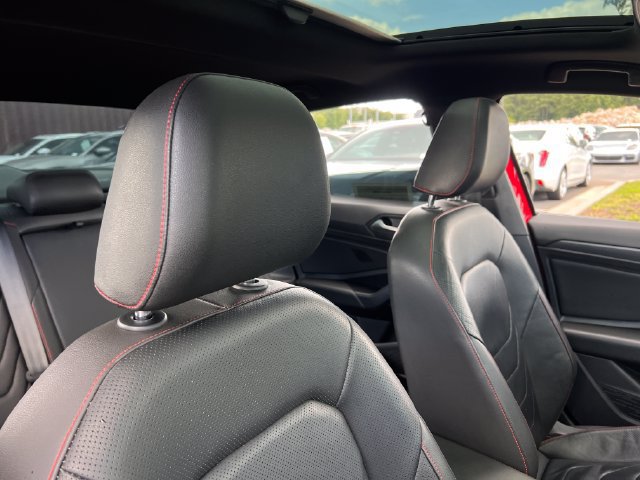 Used 2020 Volkswagen Jetta GLI Autobahn w/ GLI Autobahn Black Package FWD image 32