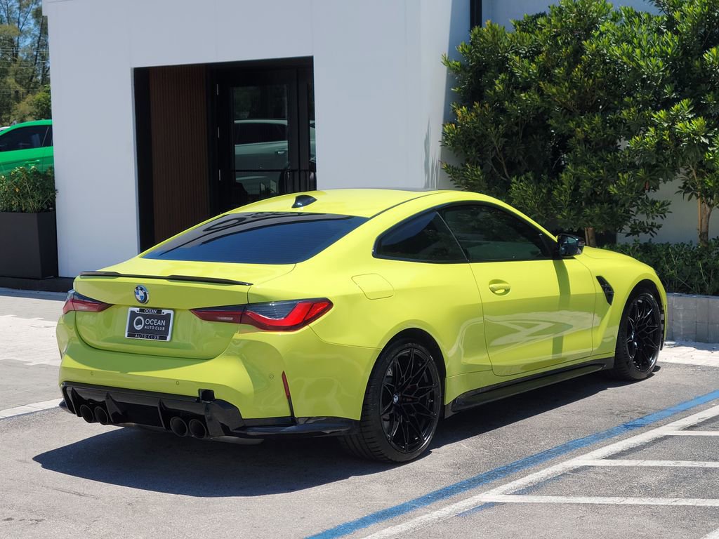 Used 2022 BMW M4 Competition w/ Executive Package RWD image 4