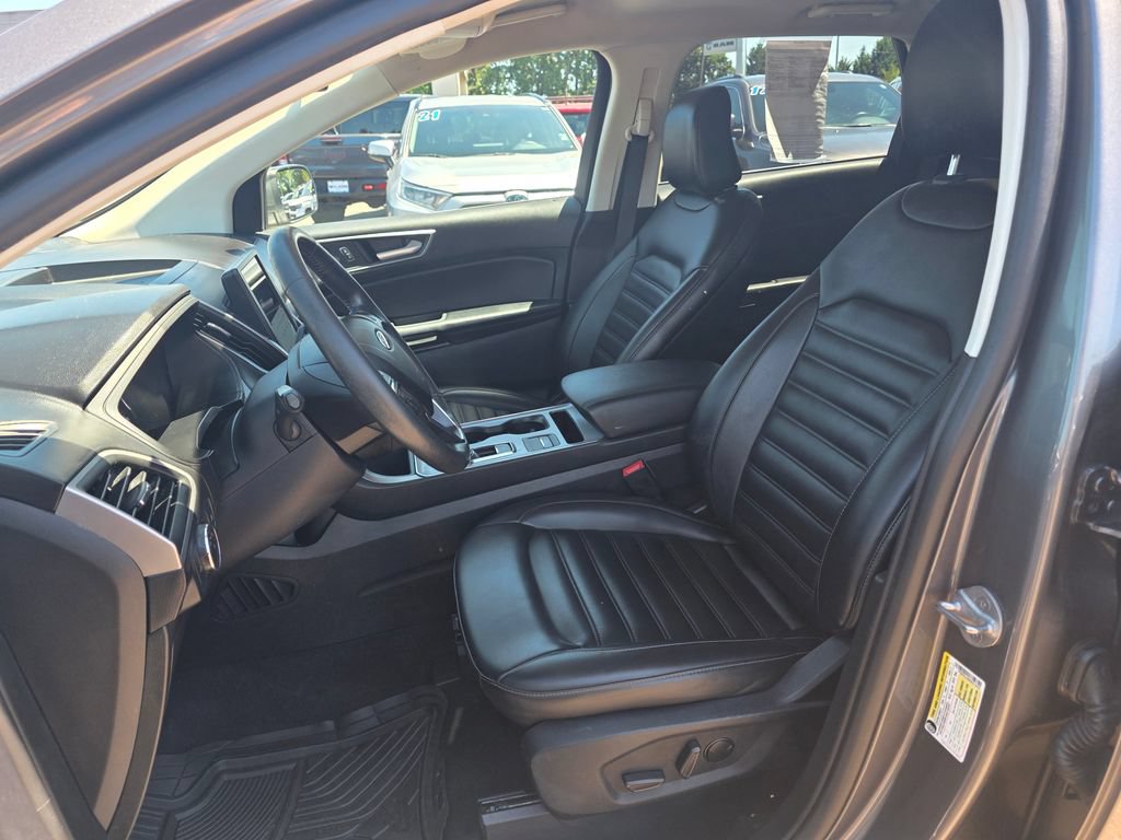 Used 2022 Ford Edge SEL AWD/4WD image 4