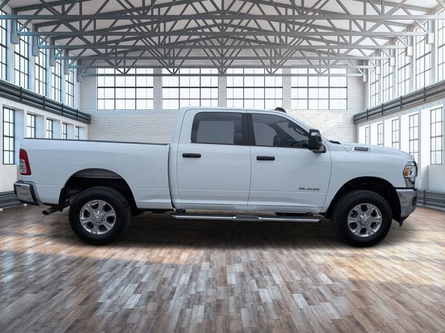 Used 2024 RAM 2500 Big Horn AWD/4WD image 3