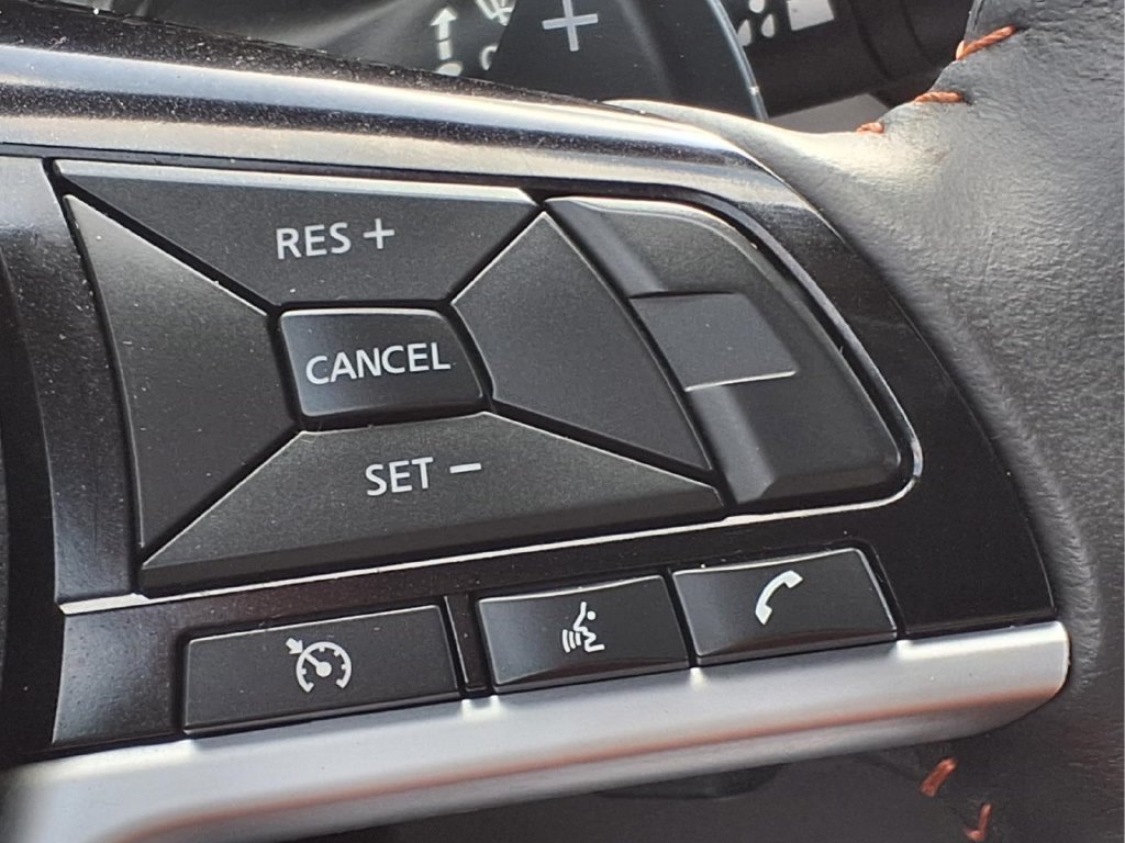 Used 2023 Nissan Altima 2.5 SR FWD image 17