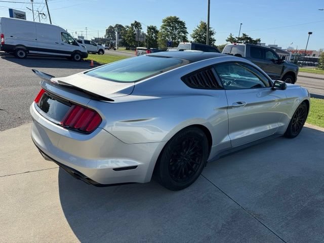 Used 2016 Ford Mustang Coupe RWD image 8