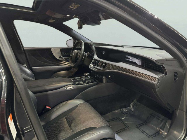 Used 2018 Lexus LS 500 F Sport w/ Accessory Package (Z1) image 42