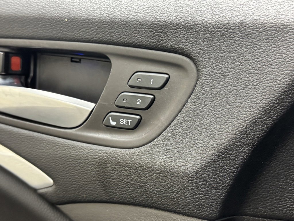 Used 2016 Acura MDX SH-AWD image 15