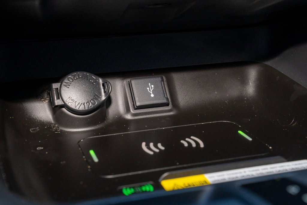 Certified 2022 Toyota RAV4 XLE Premium image 9