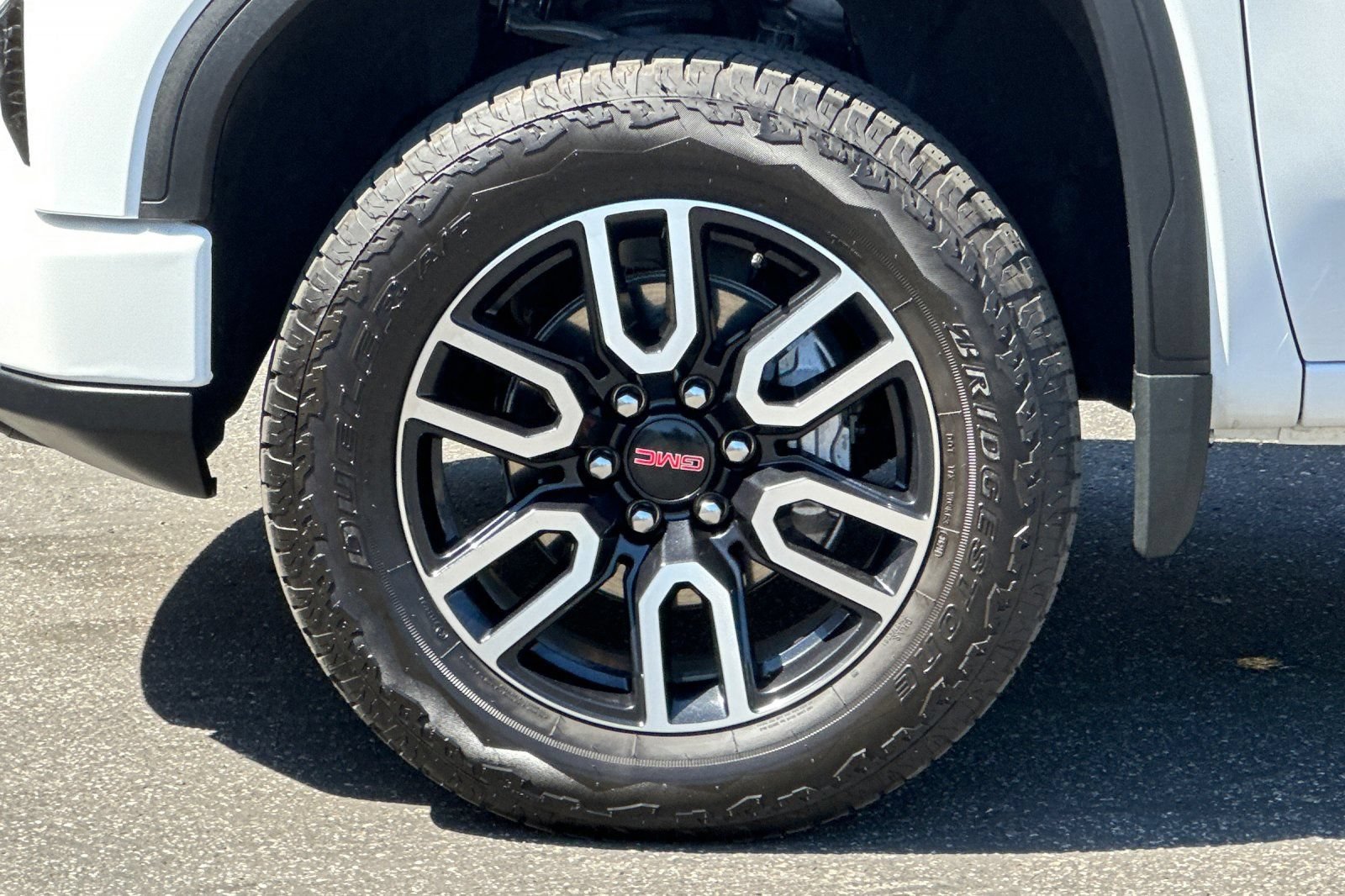 Used 2026 GMC Sierra 1500 AT4 w/ Technology Package AWD/4WD image 26