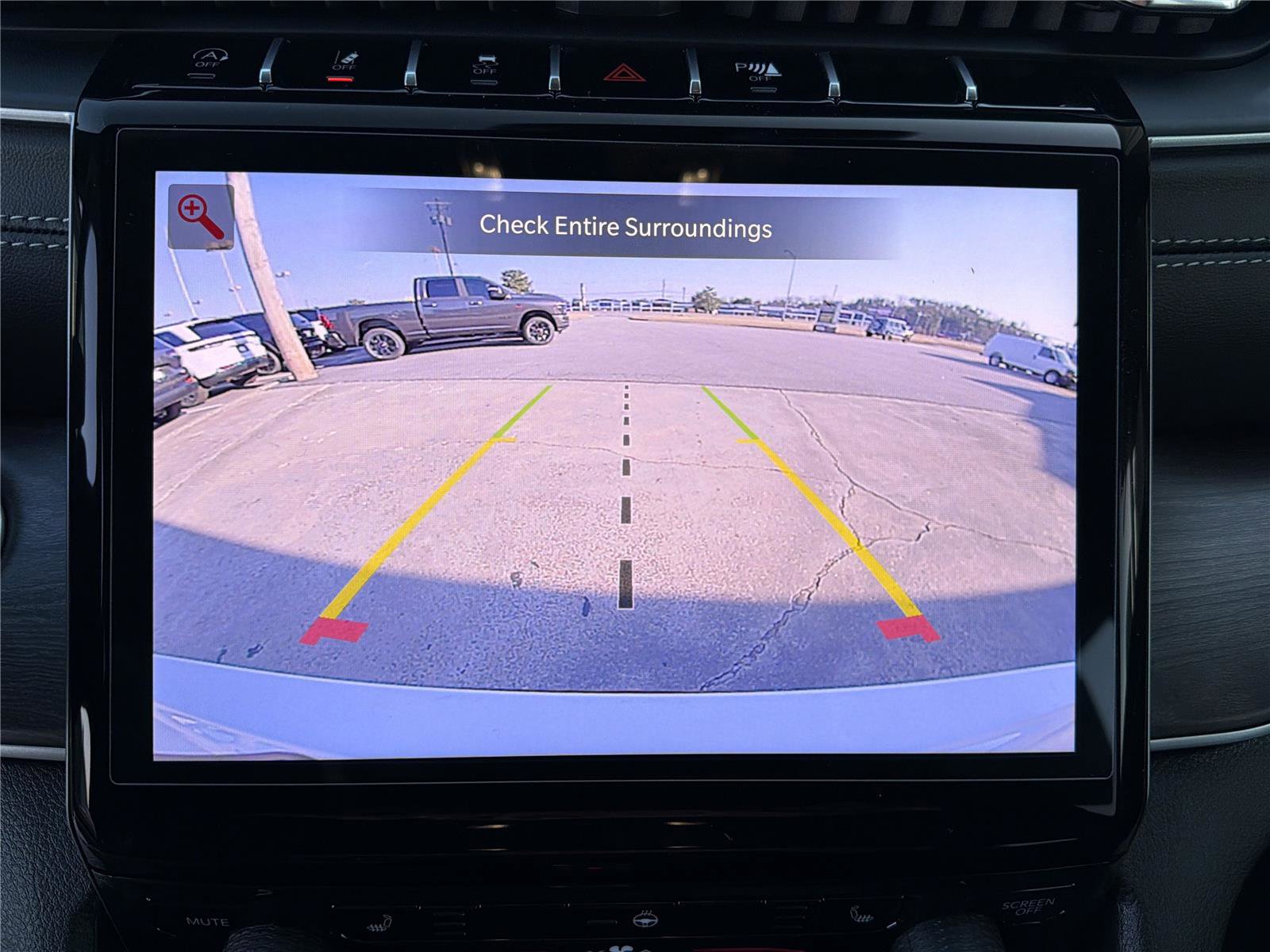 New 2025 Jeep Grand Cherokee L Limited w/ Black Appearance Package image 32