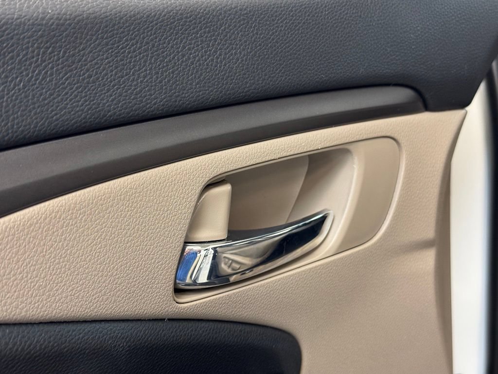 Used 2021 Honda Pilot EX image 9