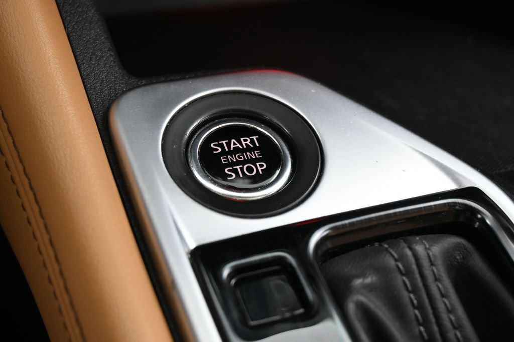 Used 2023 Nissan Sentra SV w/ SV Premium Package FWD image 22