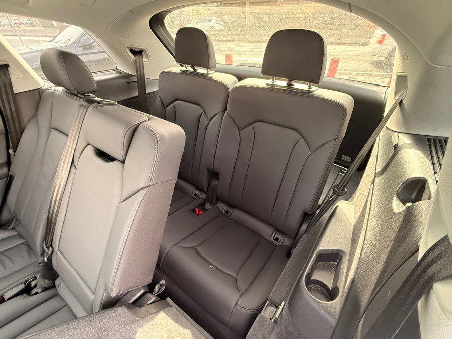 Used 2023 Audi Q7 3.0T Premium Plus image 16