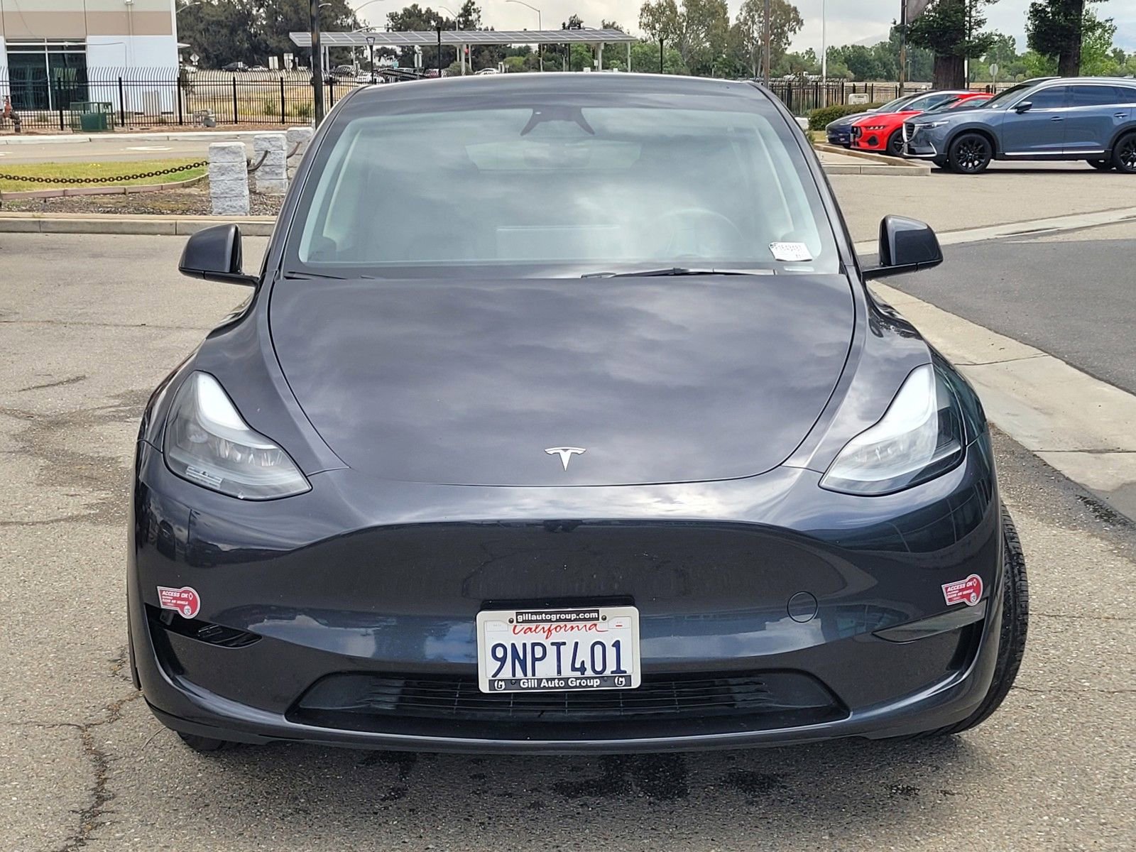 Used 2024 Tesla Model Y Long Range RWD image 2