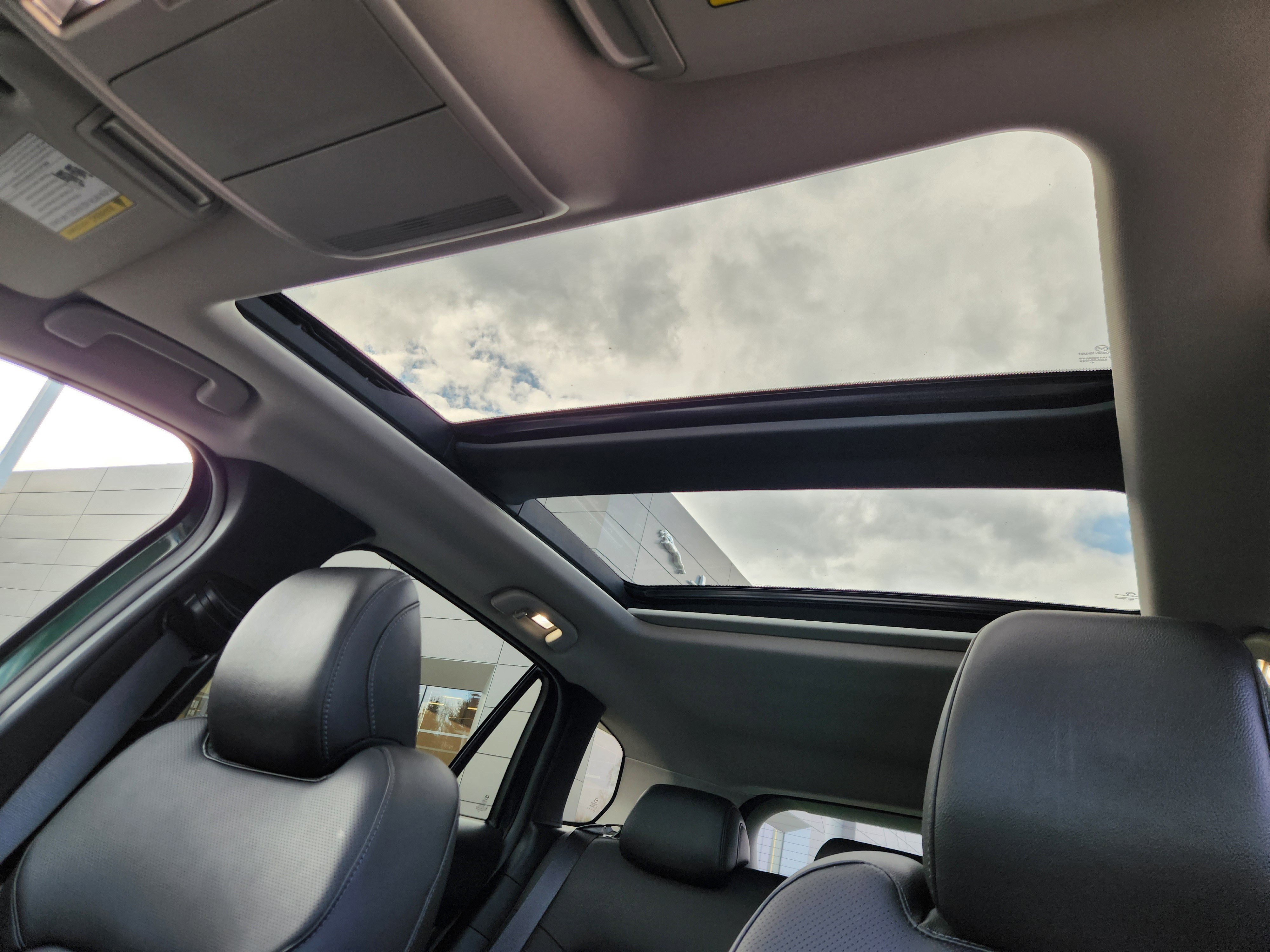 Certified 2025 MAZDA CX-50 AWD 2.5 S w/ Weather Package image 15