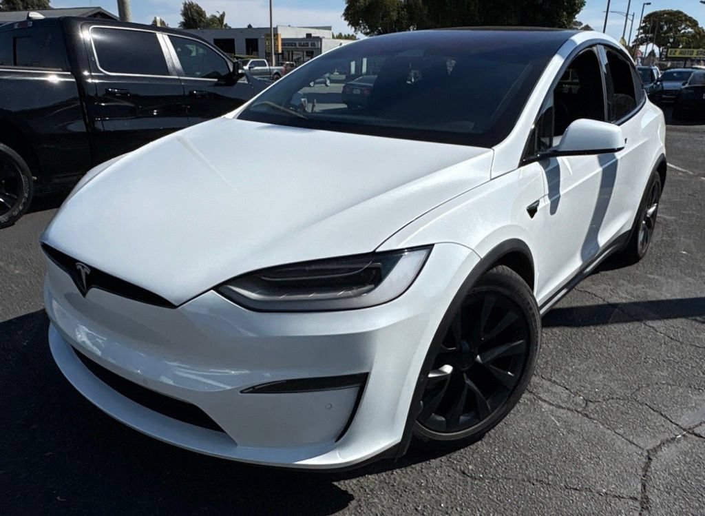 Used 2023 Tesla Model X AWD/4WD image 1