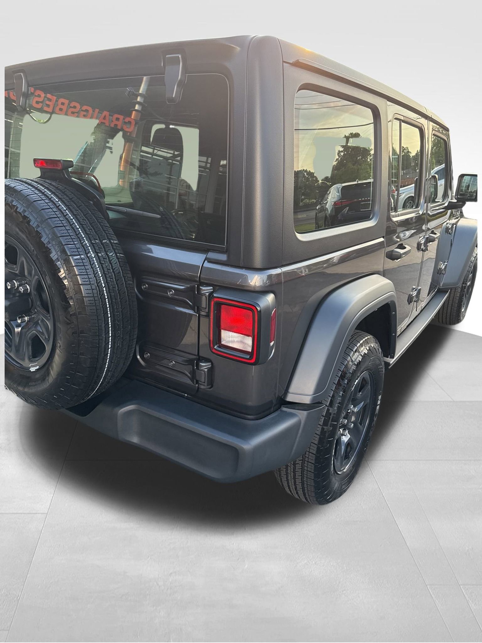 Used 2024 Jeep Wrangler Sport image 4