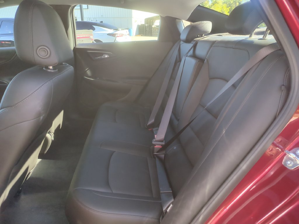 Used 2023 Chevrolet Malibu LT FWD image 16