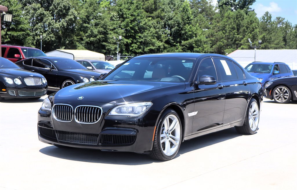 Used 2014 BMW 750Li xDrive AWD/4WD image 3