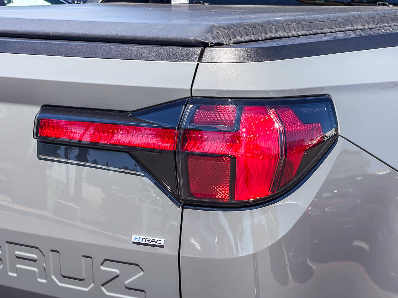 Used 2022 Hyundai Santa Cruz SEL AWD/4WD image 8