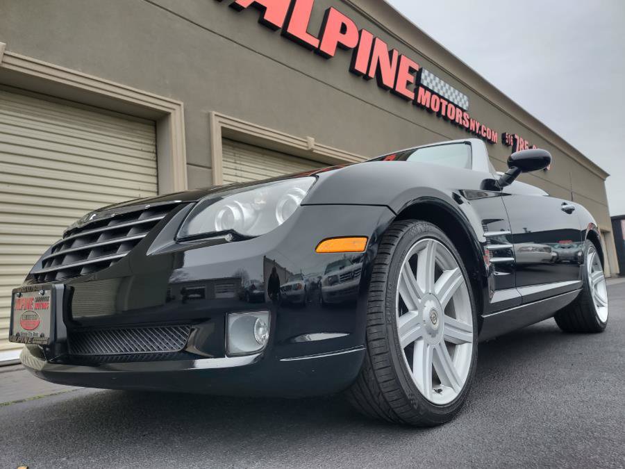 Used 2006 Chrysler Crossfire Limited RWD image 42