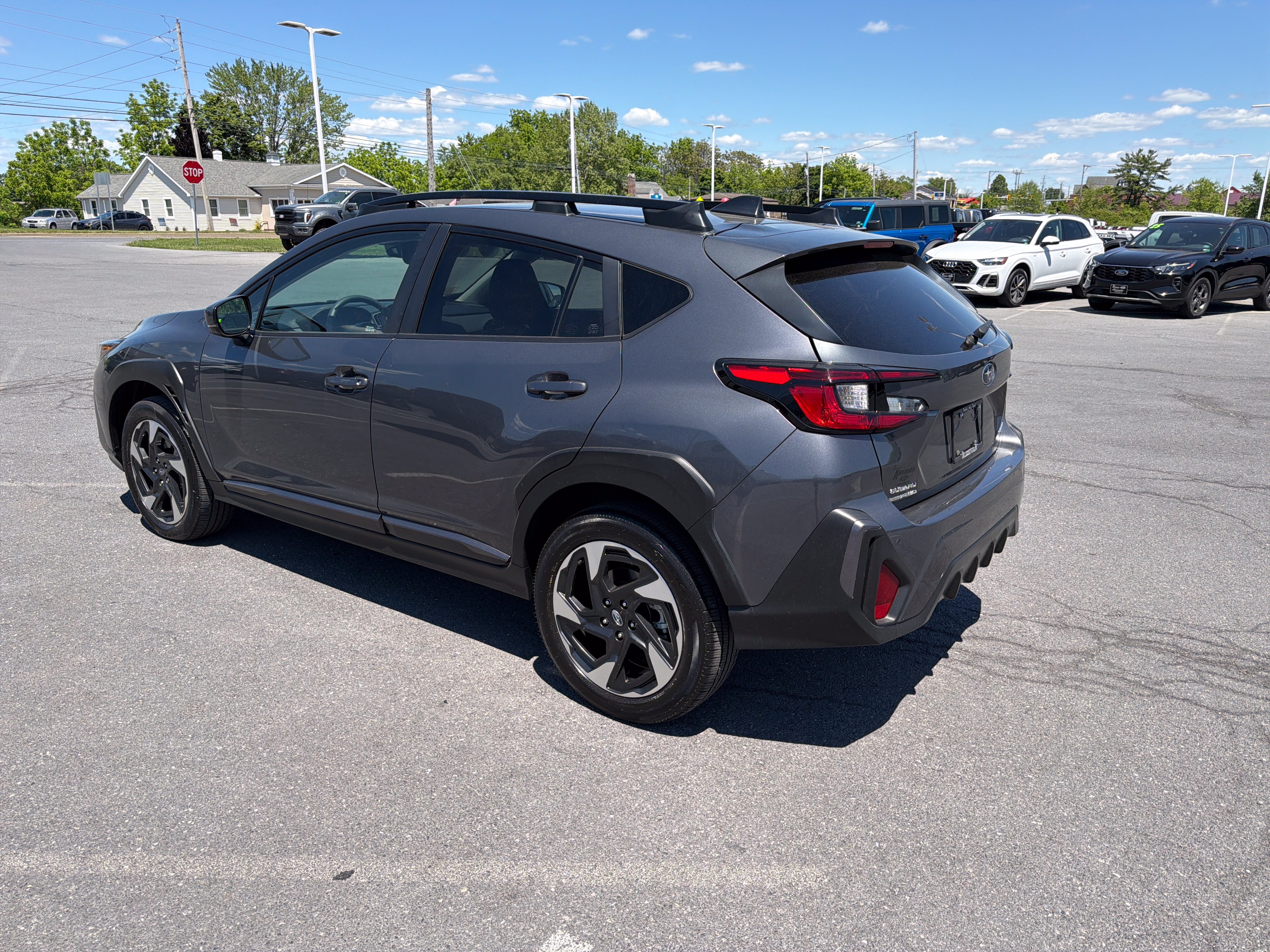 Used 2024 Subaru Crosstrek 2.5i Limited w/ Crosstrek Mirror Package AWD/4WD image 6