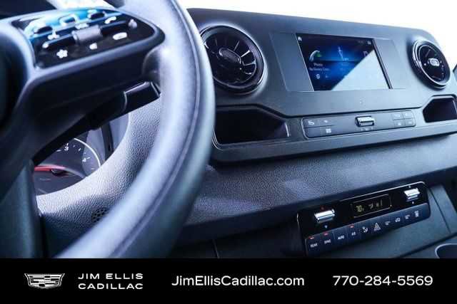 Used 2024 Mercedes-Benz Sprinter 2500 image 16