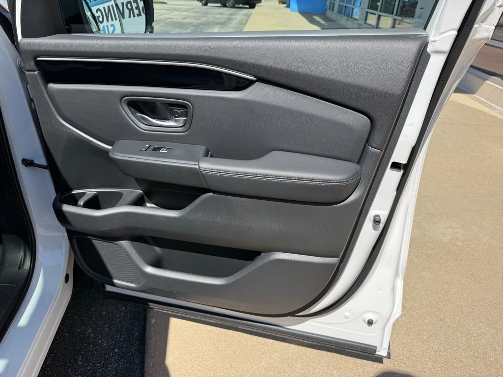 Used 2025 Honda Pilot Touring image 47