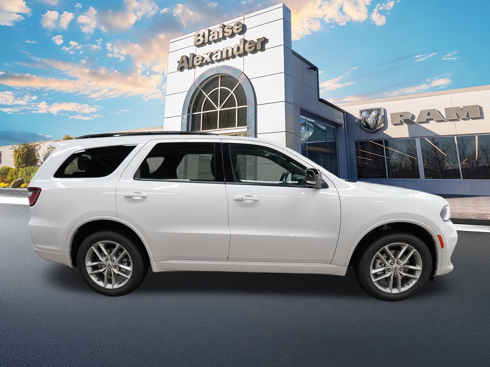 New 2026 Dodge Durango GT image 2