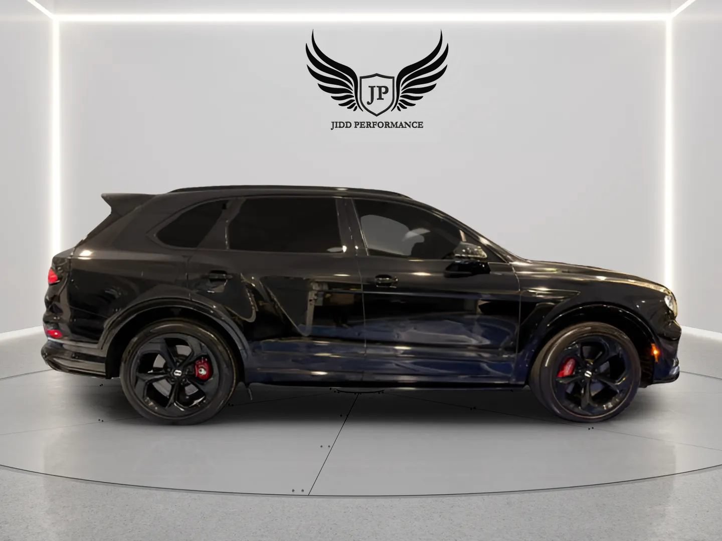 Used 2023 Bentley Bentayga AWD/4WD image 8