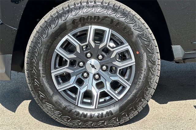 New 2025 Chevrolet Colorado Z71 w/ Z71 Convenience Package 2 image 36