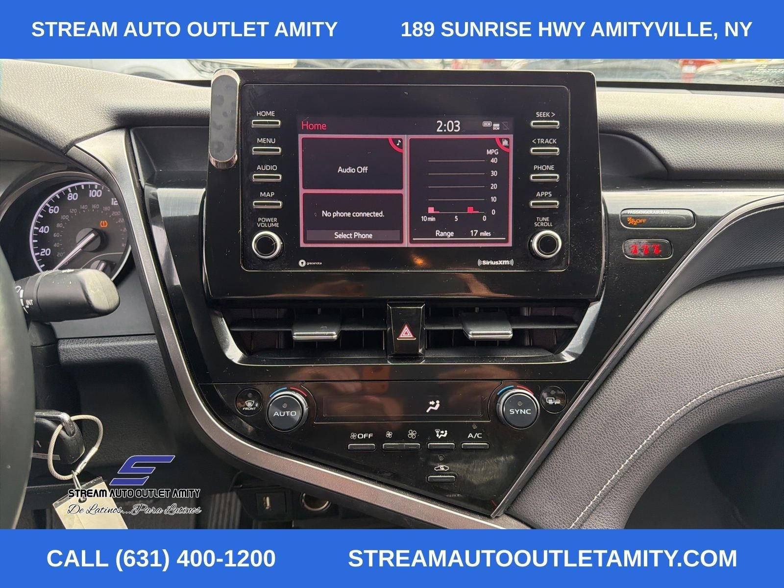 Used 2022 Toyota Camry SE image 29