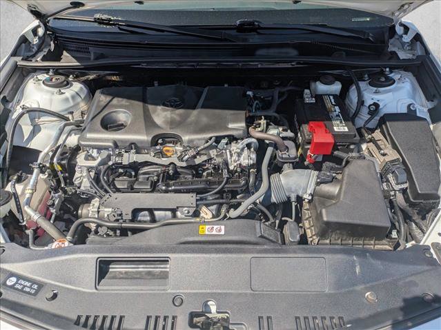 Used 2022 Toyota Camry SE image 19