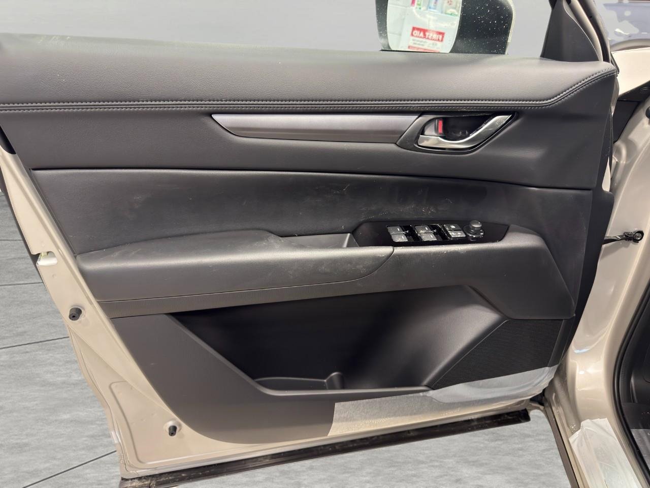 New 2025 MAZDA CX-5 AWD 2.5 S w/ Select Package image 8