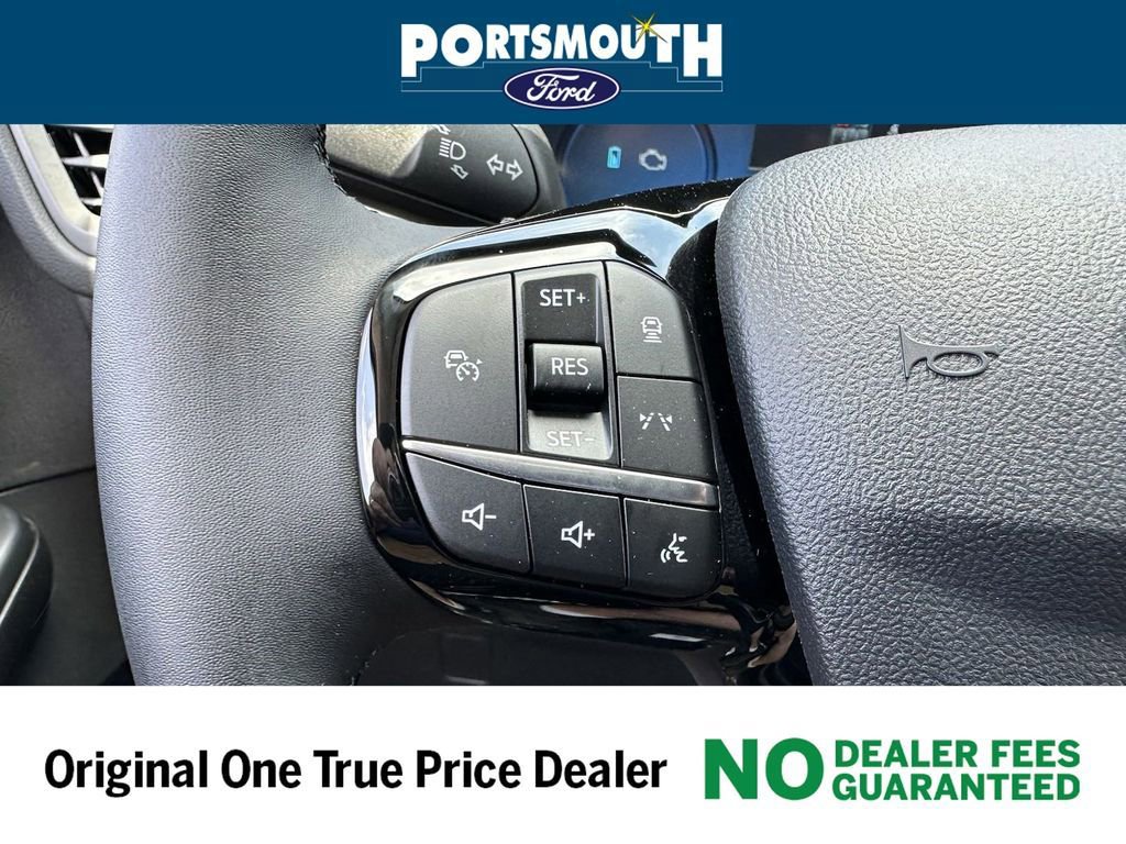New 2024 Ford Escape SE w/ PHEV Premium Package image 23