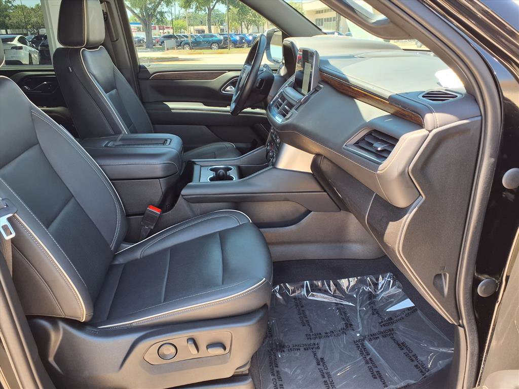 Used 2022 Chevrolet Suburban Premier AWD/4WD image 9