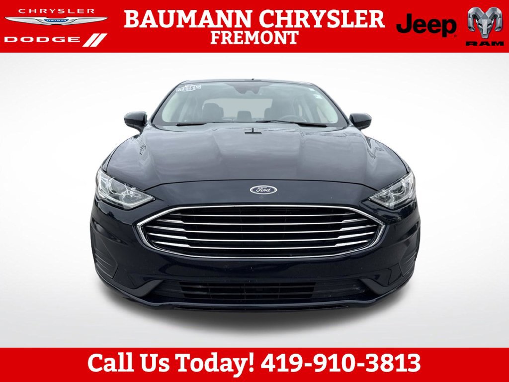 Used 2020 Ford Fusion SE AWD/4WD image 2