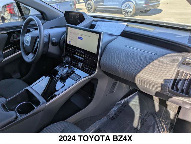 Used 2024 Toyota bZ4X XLE image 28
