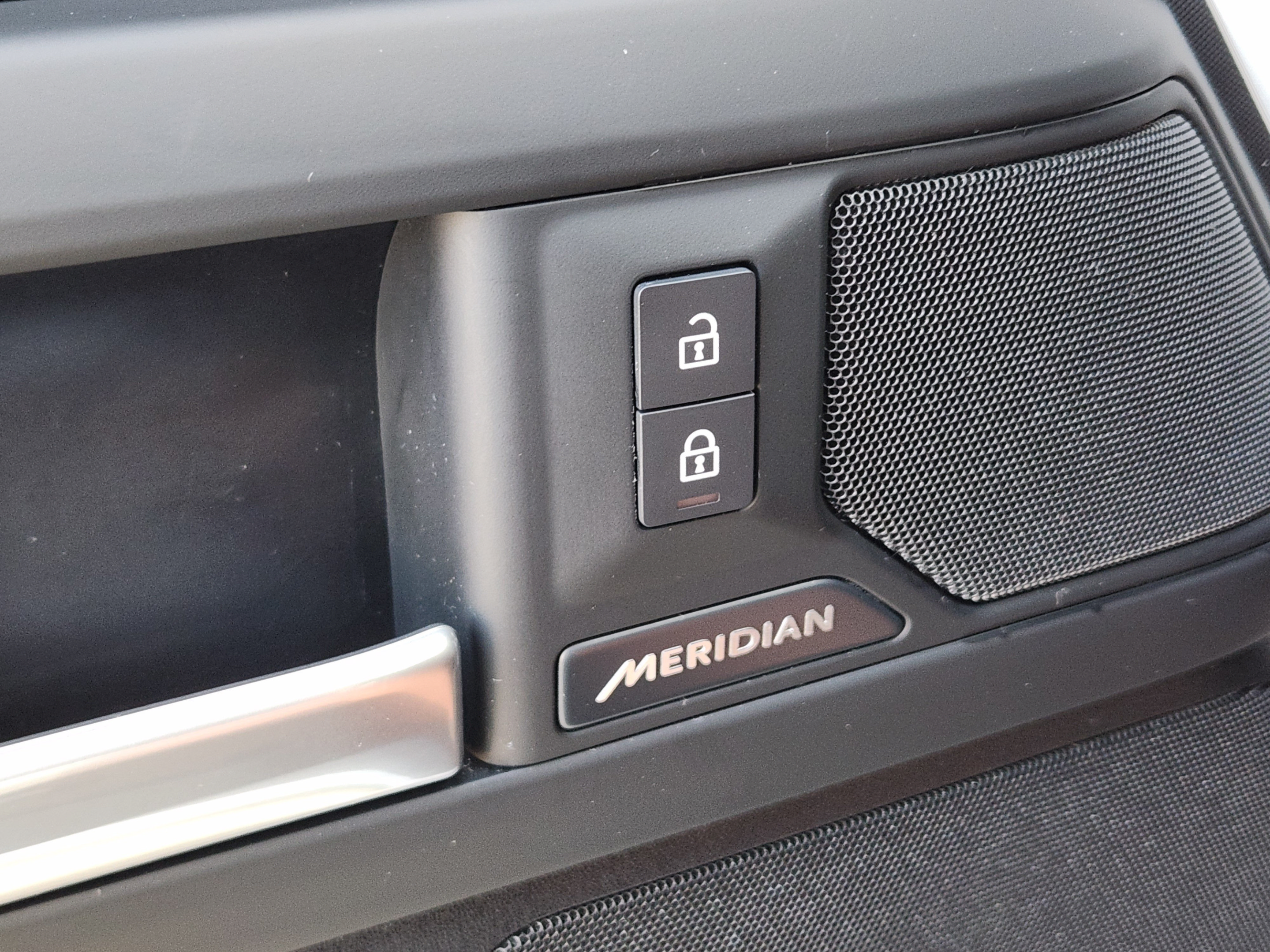 Certified 2026 Land Rover Defender 130 S AWD/4WD image 18
