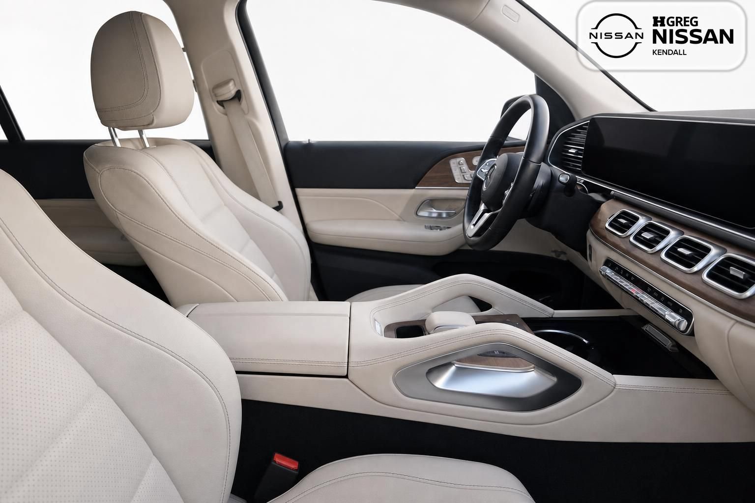 Used 2023 Mercedes-Benz GLE 350 w/ Premium Package image 8