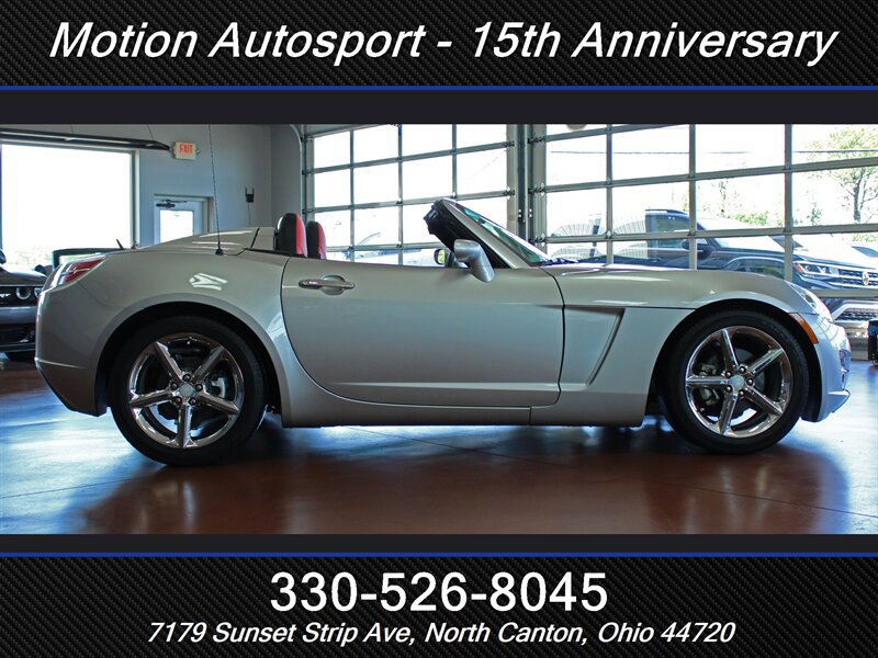 Used 2007 Saturn Sky RWD image 17