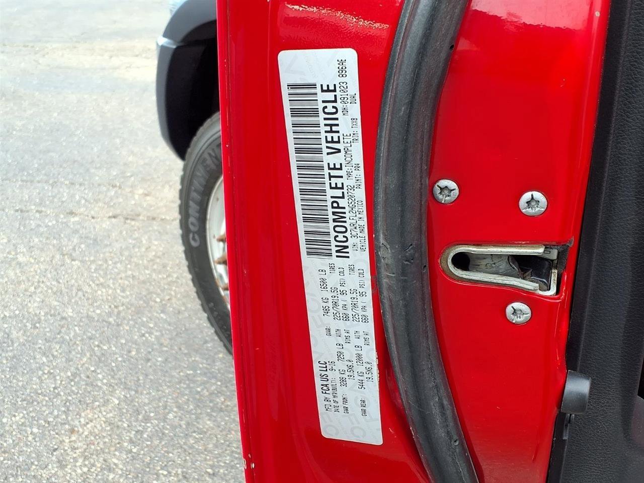 Used 2017 RAM 4500 Tradesman w/ Chrome Appearance Group AWD/4WD image 28