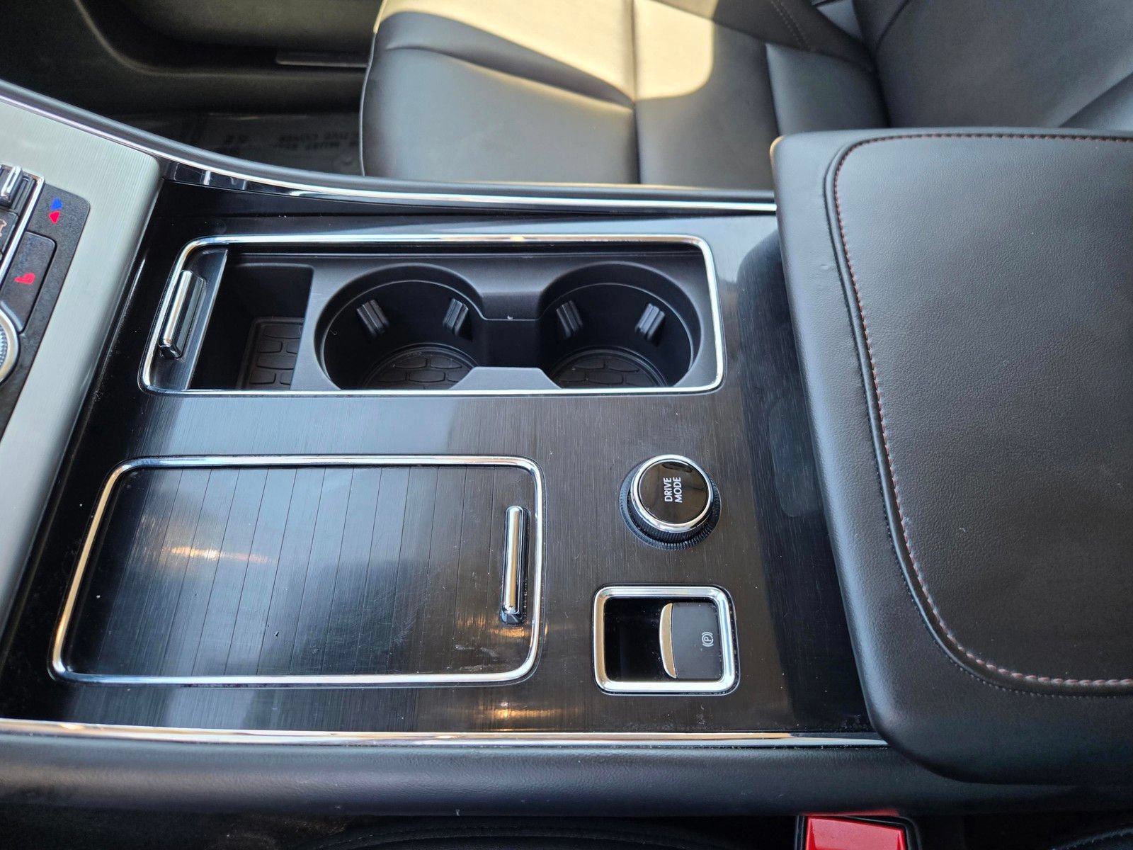Used 2024 Lincoln Aviator 2WD w/ Premium Package image 21