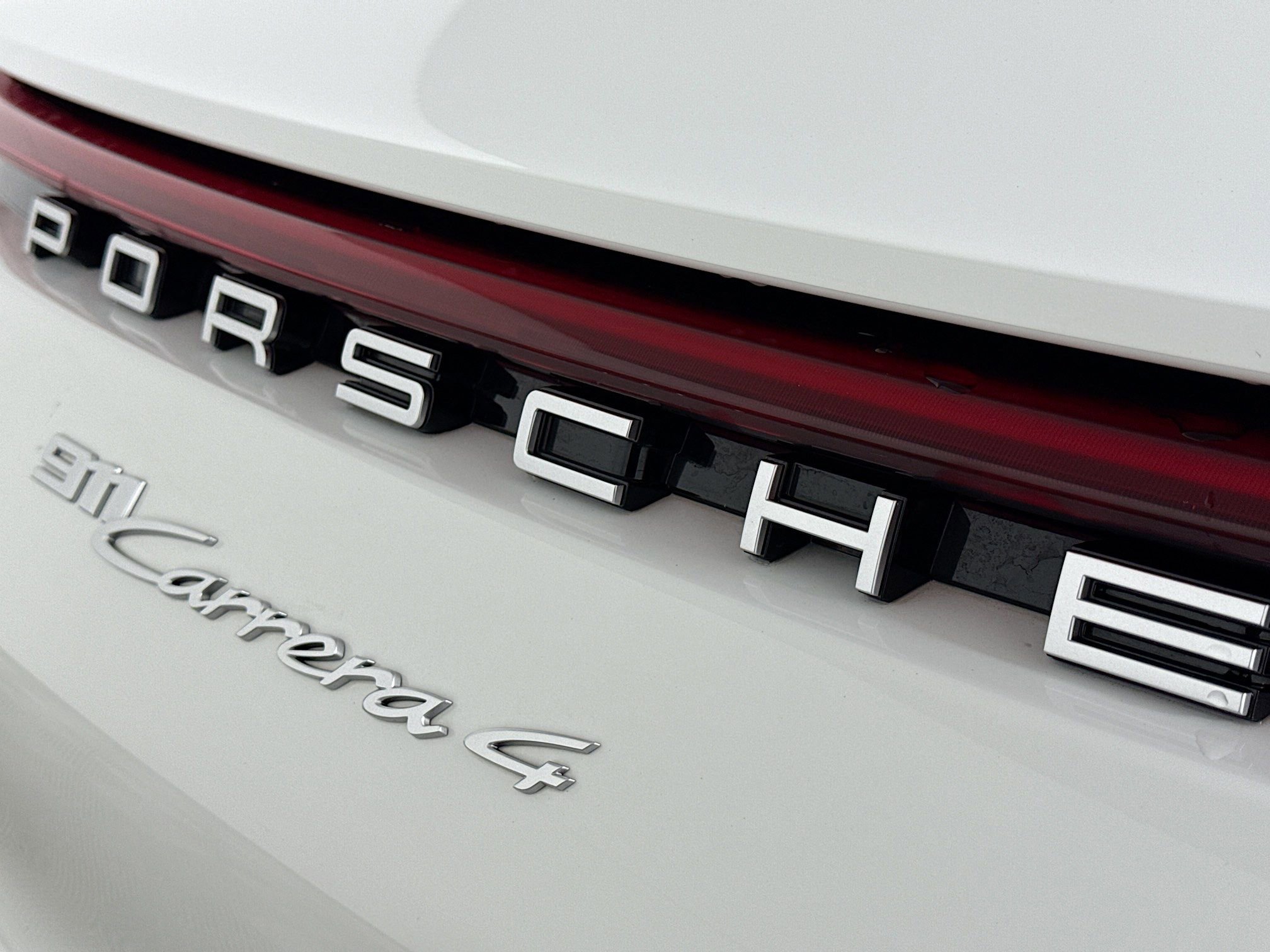 Certified 2024 Porsche 911 Carrera 4 image 28