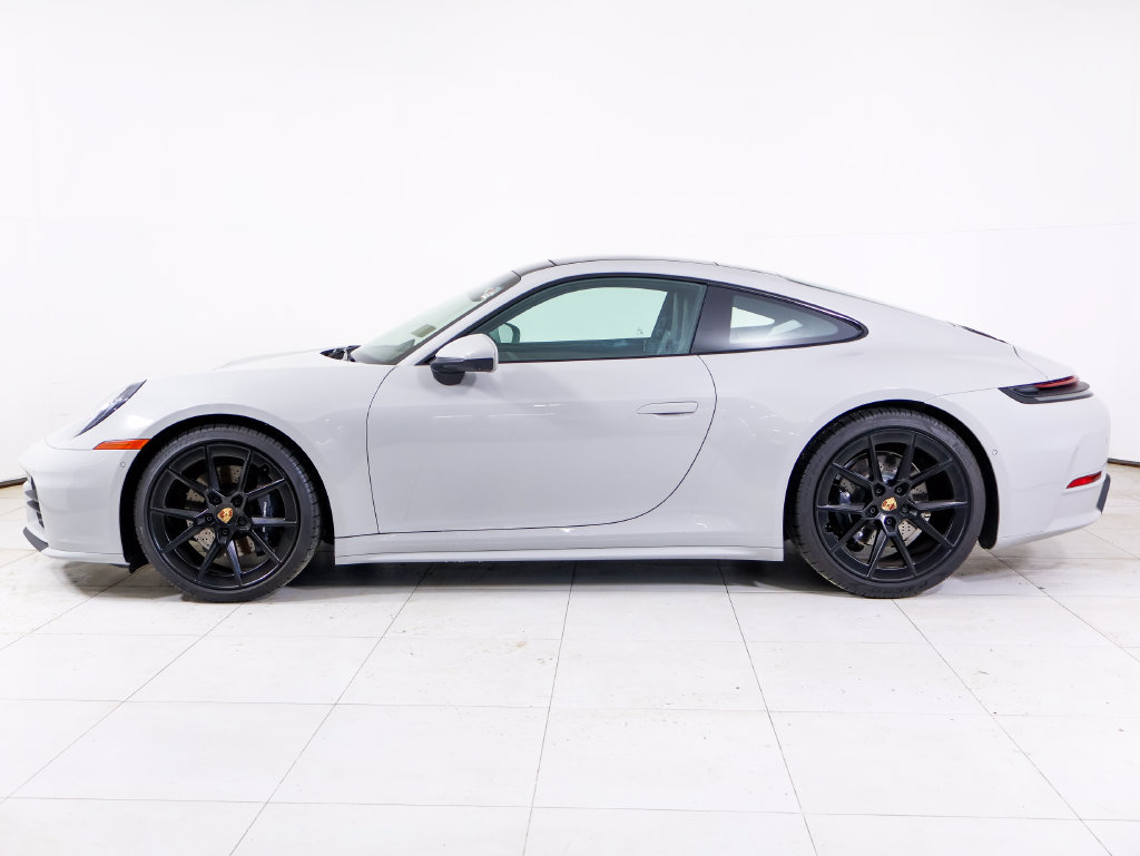 Certified 2026 Porsche 911 Carrera RWD image 2