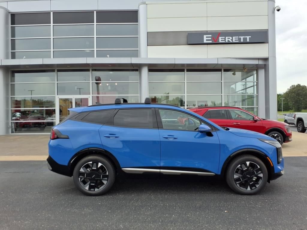 New 2026 Kia Sportage SX image 2