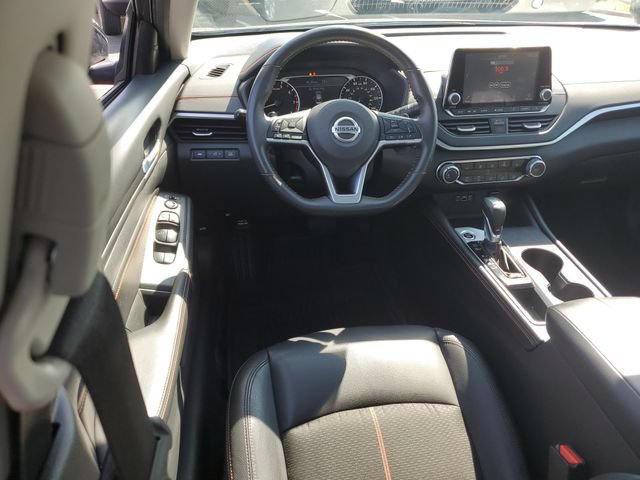 Certified 2022 Nissan Altima 2.5 SR w/ Midnight Edition Package FWD image 11
