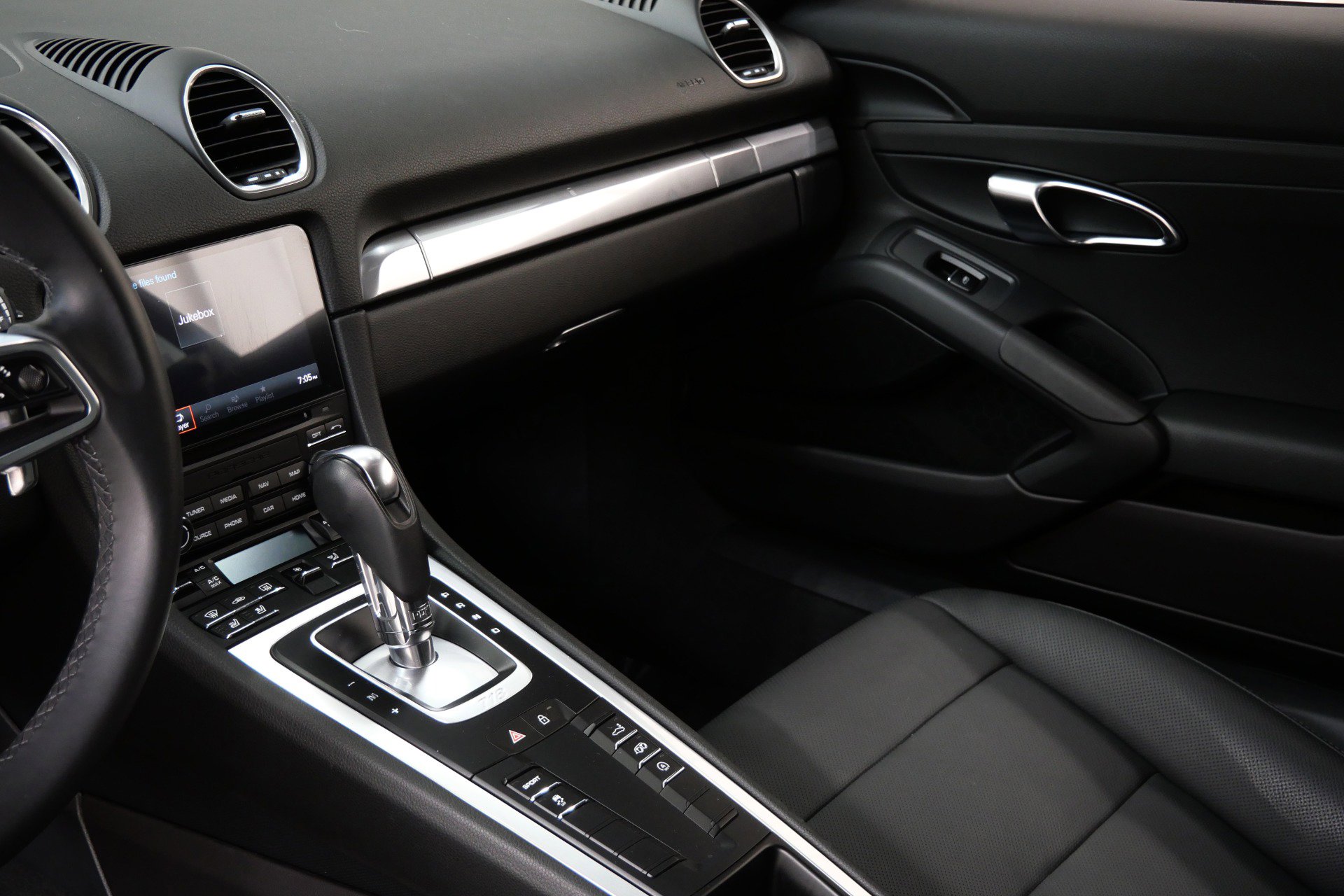 Used 2024 Porsche 718 Cayman image 25